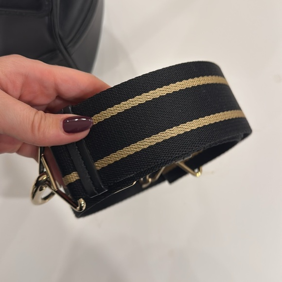 Black Saffiano Leather Palazzo Empire Handle Bag w/ Strap - Picture 4 of 5